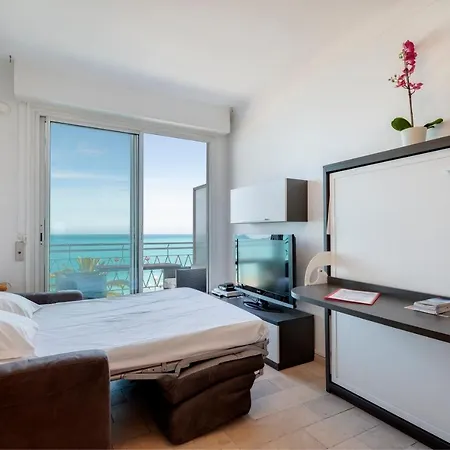 Large Vue Mer Studio Moderne 3p. * ניס